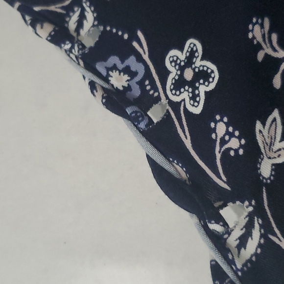 MAURICES 24/7 NAVY FLORAL DRESS - Picture 4 of 4